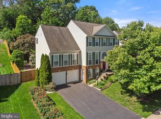 361 Hidden Creek Ln, Warrenton, VA 20186