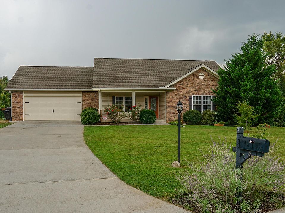 1st image of 589 Dixie Meadows Dr