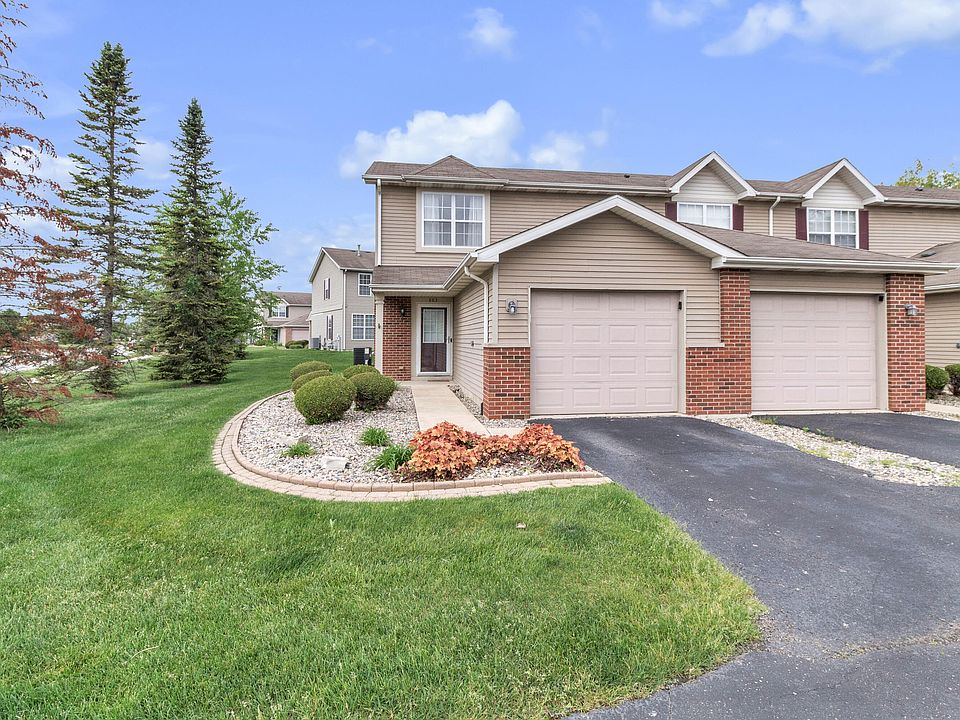 1st image of 883 Flagstone Dr