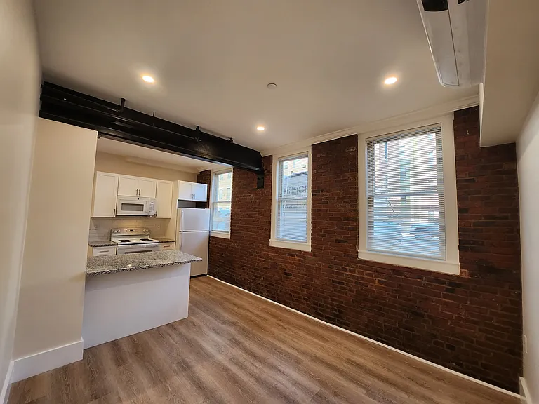 29 Queensberry Street — Photo 6