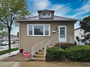 947 Hannah Ave, Forest Park, IL 60130