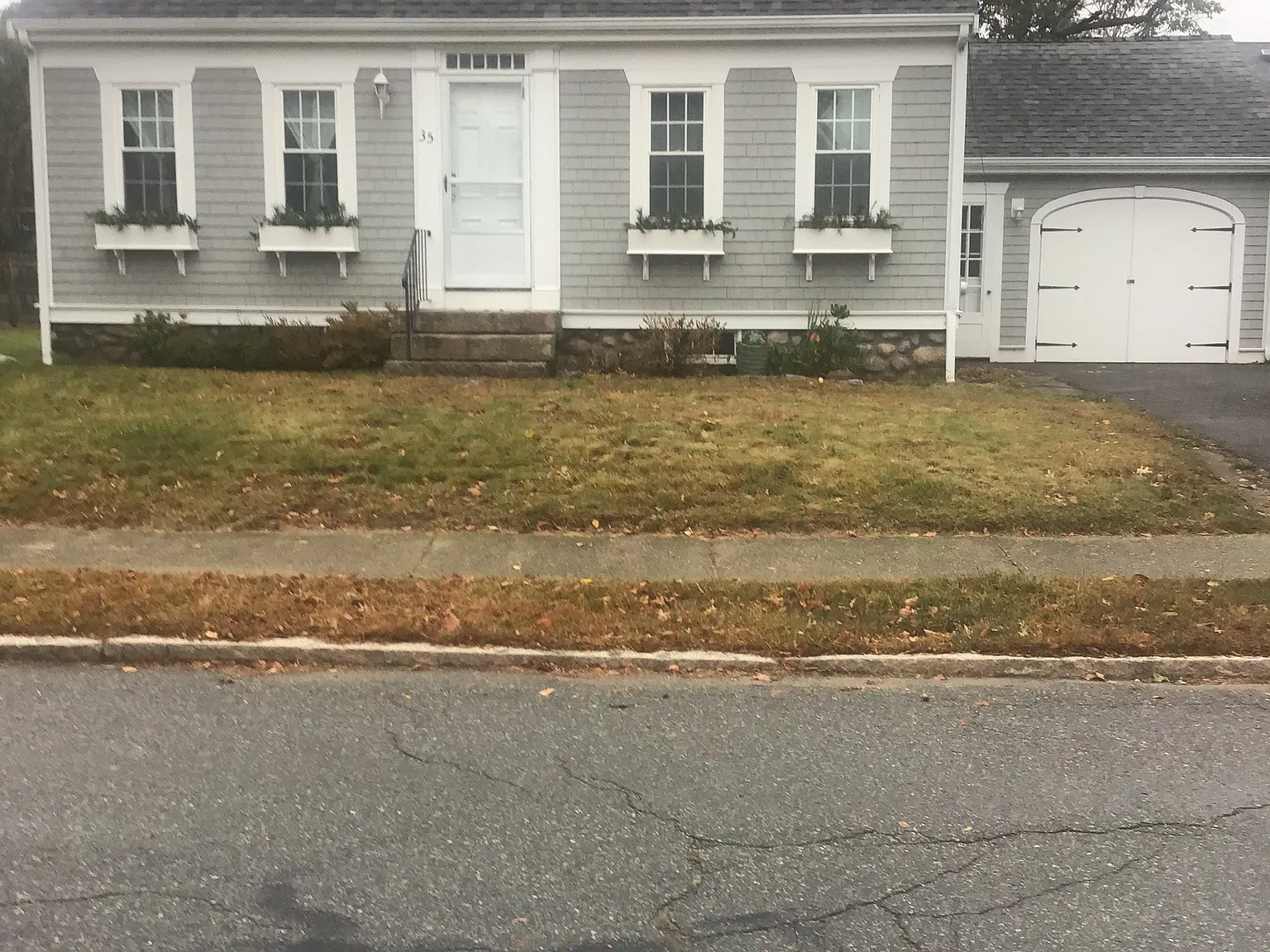 3 bed, $3,200 — Photo 2