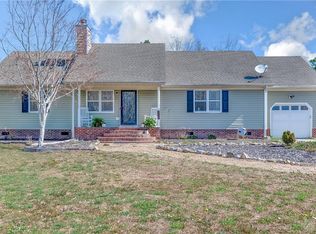 333 W Gibbs Rd, Knotts Island, NC 27950