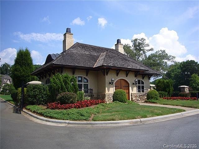 2nd image of 330 Skyecroft Way #97