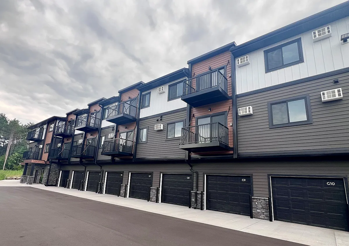 Building Photo - Princeton Residential Suites