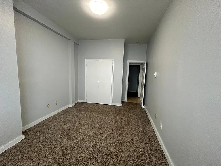 206 E Ayre St #15 — Photo 18