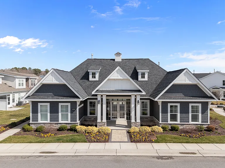 4260 Longleaf Pl — Photo 39