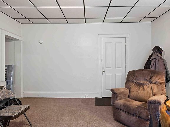5th image of 1864 Catlin Hollow Rd