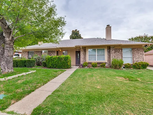 3006 Post Oak Dr Photo 1