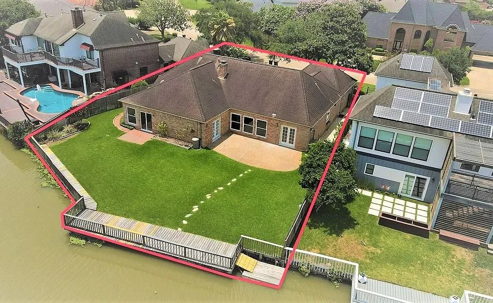 1231 Creekford Cir