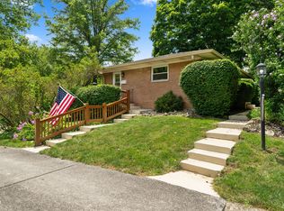 6559 Honeysuckle Ln, Indianapolis, IN 46237