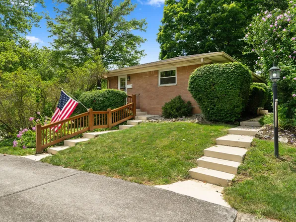 6559 Honeysuckle Ln, Indianapolis, IN 46237