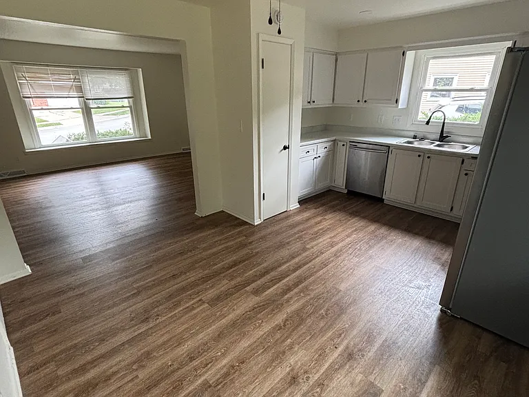 2129 Kilps Dr — Photo 2