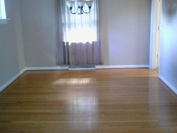 5th image of 4210 Belvoir Dr