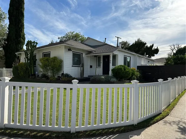 5785 Bertrand Ave, Encino, CA 91316