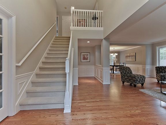 2nd image of 21602 NE 81st St