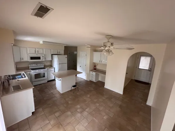 2120 Limerick Ln, Columbia, MO 65203