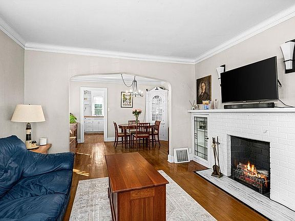 4th image of 5606 Highland St