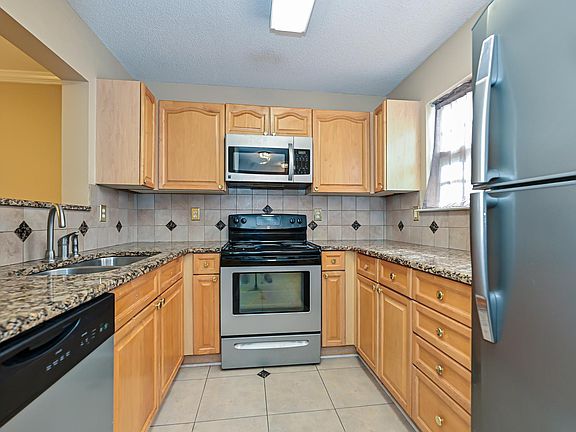 5th image of 3659 Melrose Cottage Dr