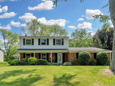 26172 Westmeath St, Farmington Hills, MI, 48334
