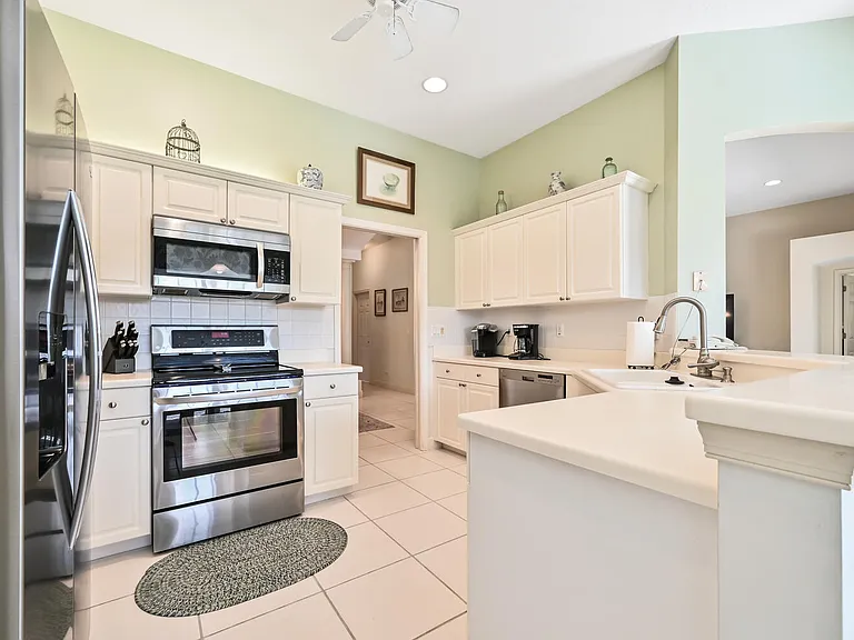 2259 Island Cove Cir — Photo 13