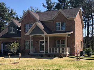 10815 Hershey Dr, Williamsport, MD 21795