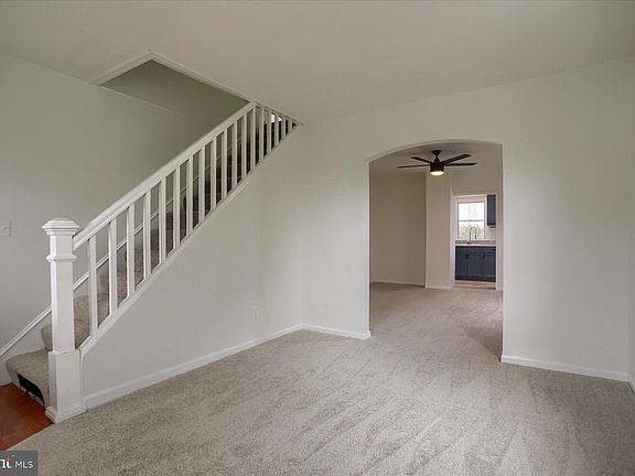 5th image of 7606 Avondale Ave