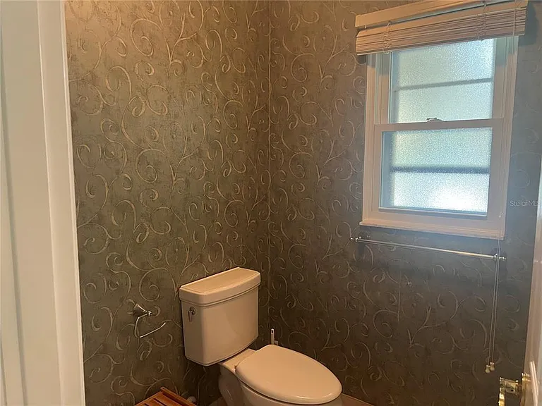 226 Delmar Ave — Photo 34