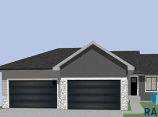624 N Yankee Ave, Sioux Falls, SD 57110