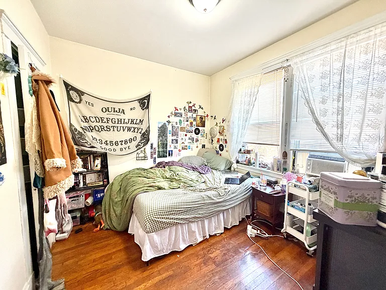 318 Summit Ave #9 — Photo 9