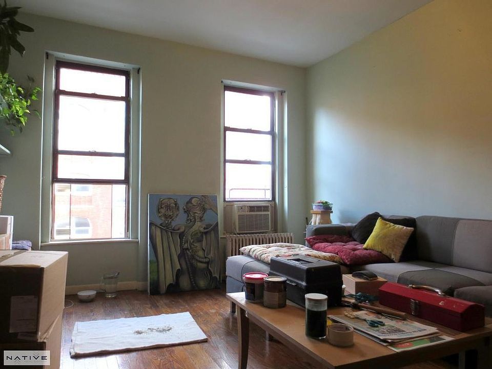 2nd image of 147 Franklin St APT 6