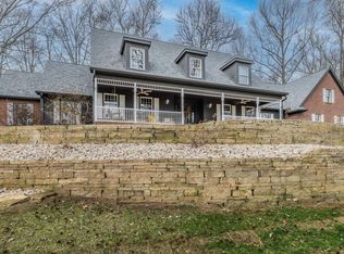 10520 Wilmington Dr, Evansville, IN 47725