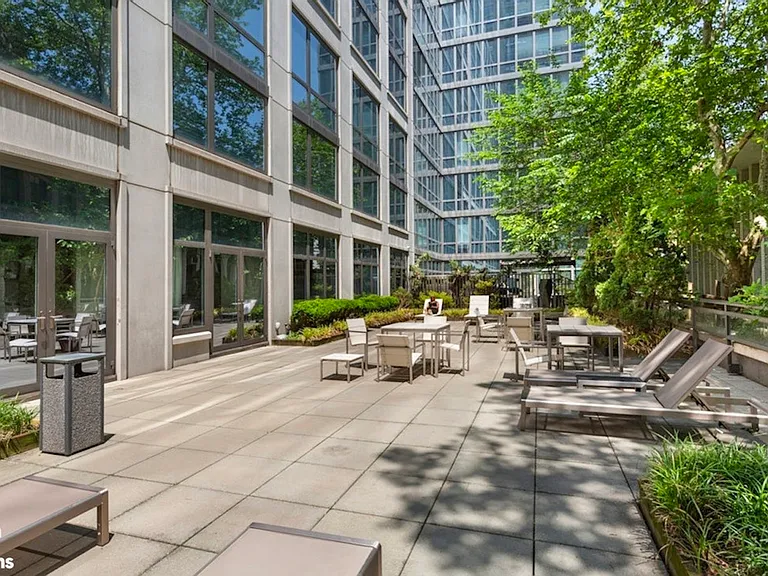 200 W End Ave #7B — Photo 14