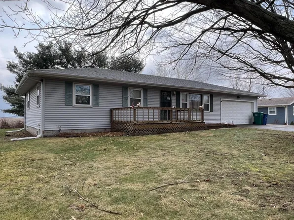 606 Corvette Dr, La Porte, IN 46350