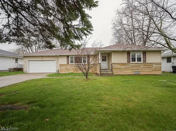 538 Stafford Dr, Elyria, OH 44035