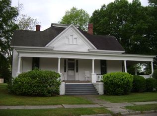 402 Broad St, Aulander, NC 27805