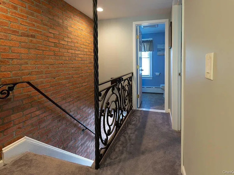 95 Washington Ave #C — Photo 14