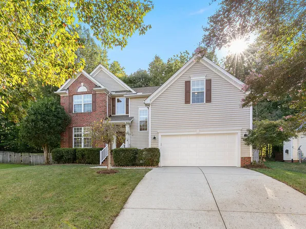 427 New Parkside Dr, Chapel Hill, NC 27516