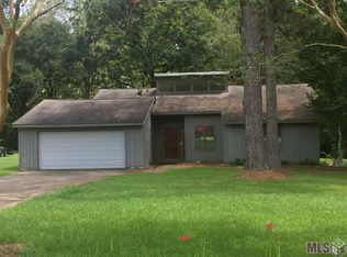 5670 W Airport Rd, Saint Francisville, LA 70775