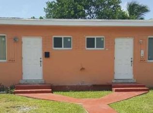 2422 NW 11th St #A, Miami, FL 33125