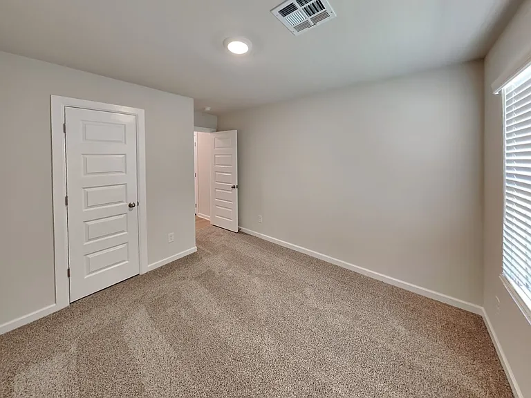 2904 Casey Dr — Photo 16