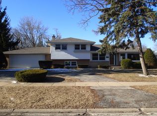330 Michael Mnr, Glenview, IL