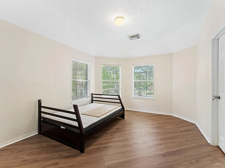 26414 Creston Woods Dr — Photo 21
