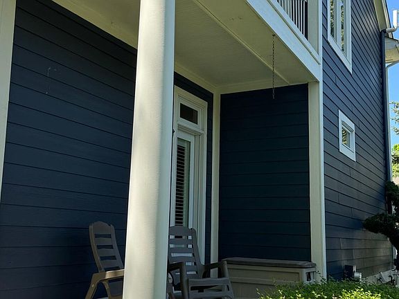 2nd image of 515 Linden Ct
