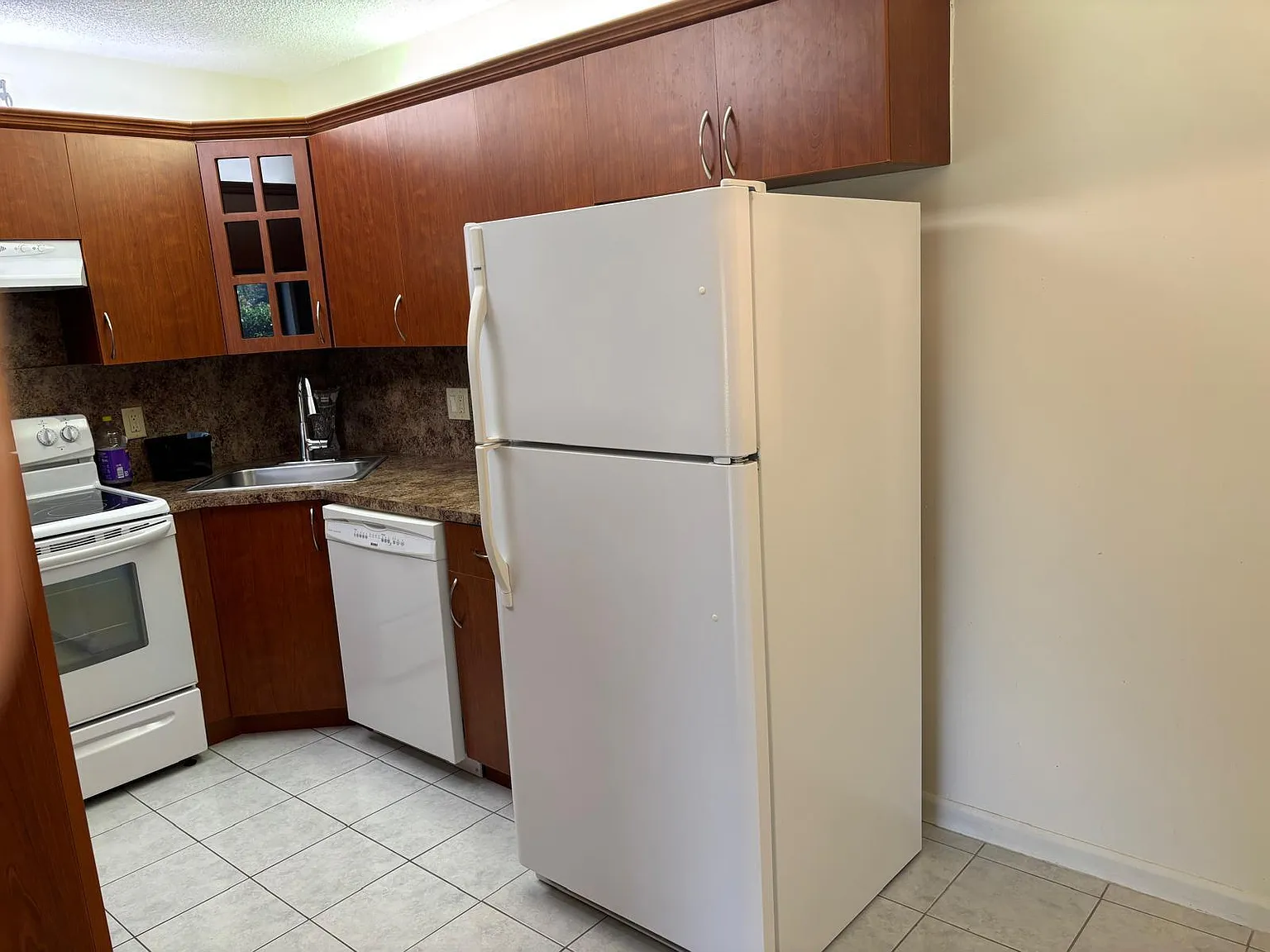 2 bed, 2.0 bath, 1106 sqft, $2,000 — Photo 4