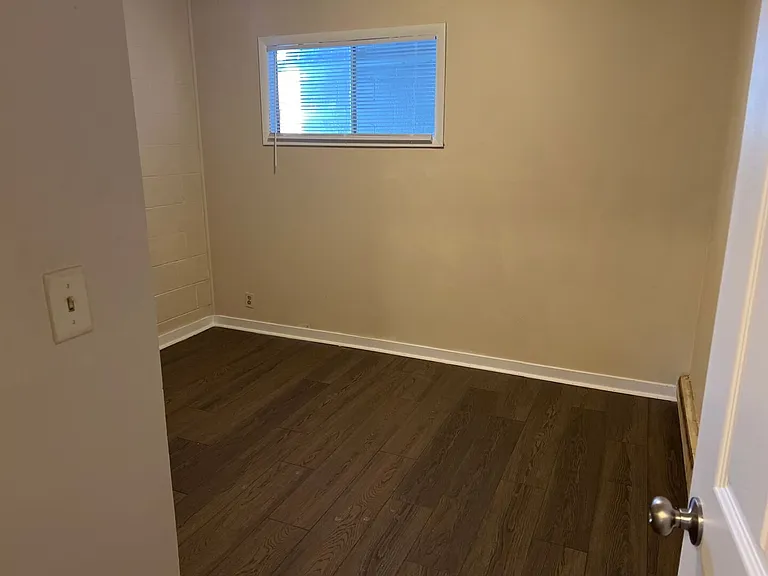 1200 Trimble Ave — Photo 6