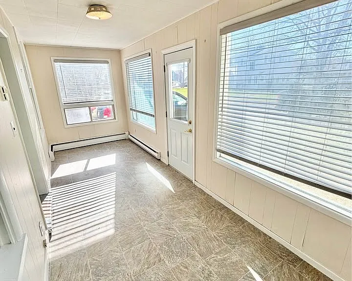 128 Gill St — Photo 8