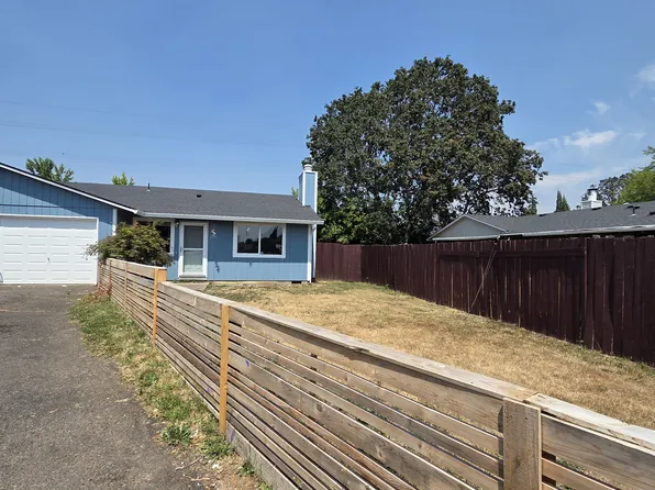 2780 N Davis Ct, Cornelius, OR 97113