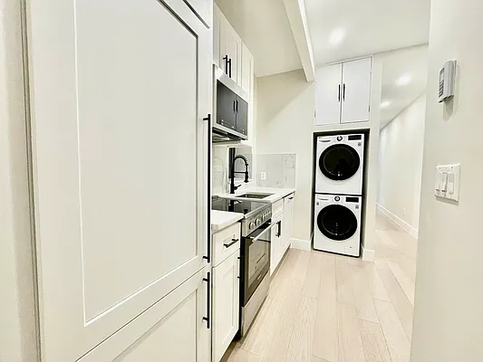 Rented by HOLTON REAL ESTATE INC. | media 1