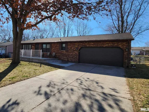 1820 Diamond Dr, Quincy, IL 62305